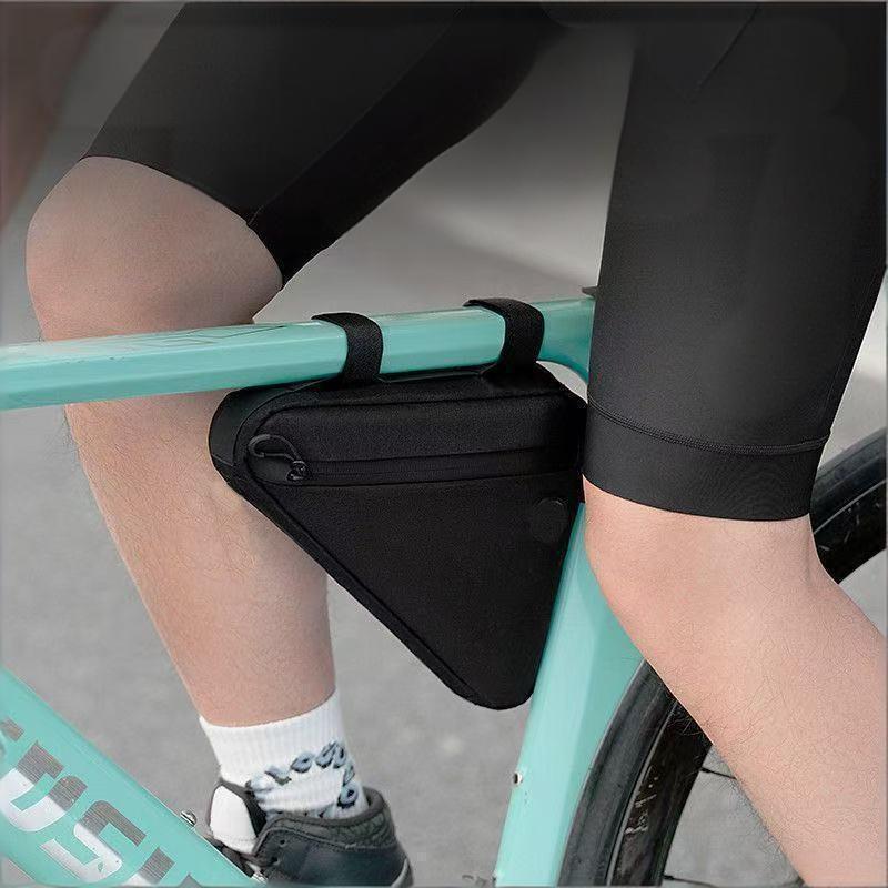 حقيبة دراجة ثلاثية الأضلاع مقا - مراجعة Cycling Commuter Backpack Waterproof وسعره